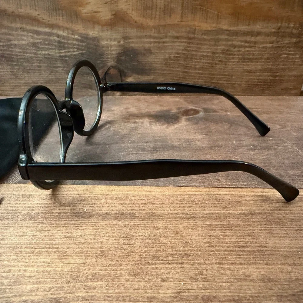 Unbranded new round